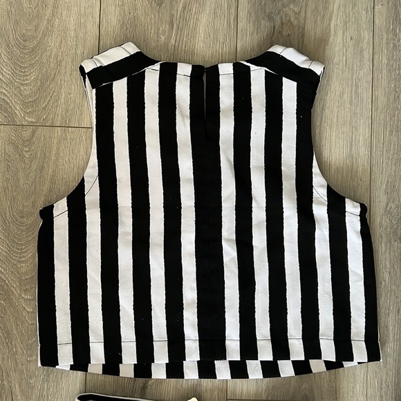 Black and White Stripped Top  + Skirt - Picture 5 of 5